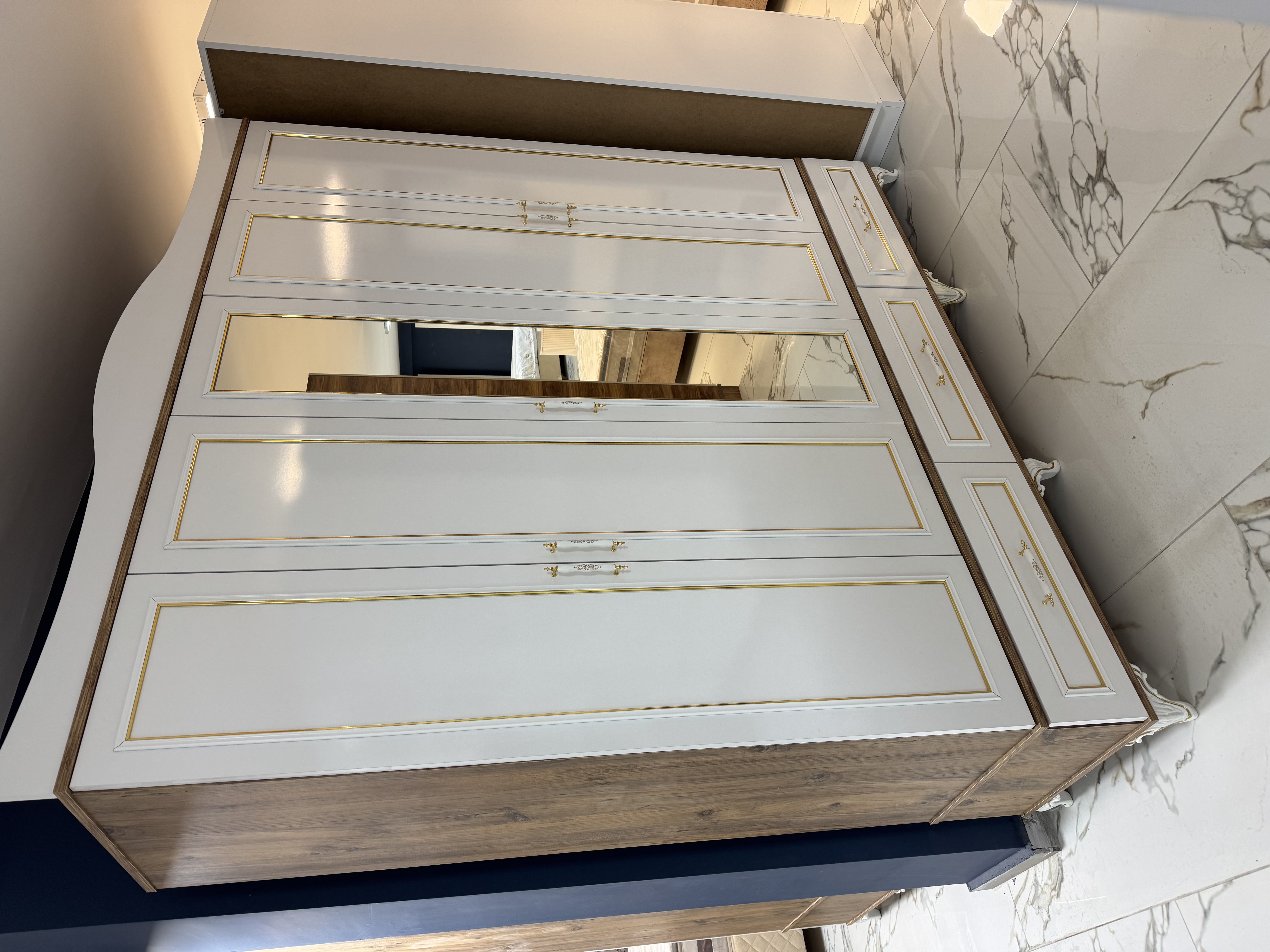 PIRLANTA 5 KAPAKLI MDF GARDROP