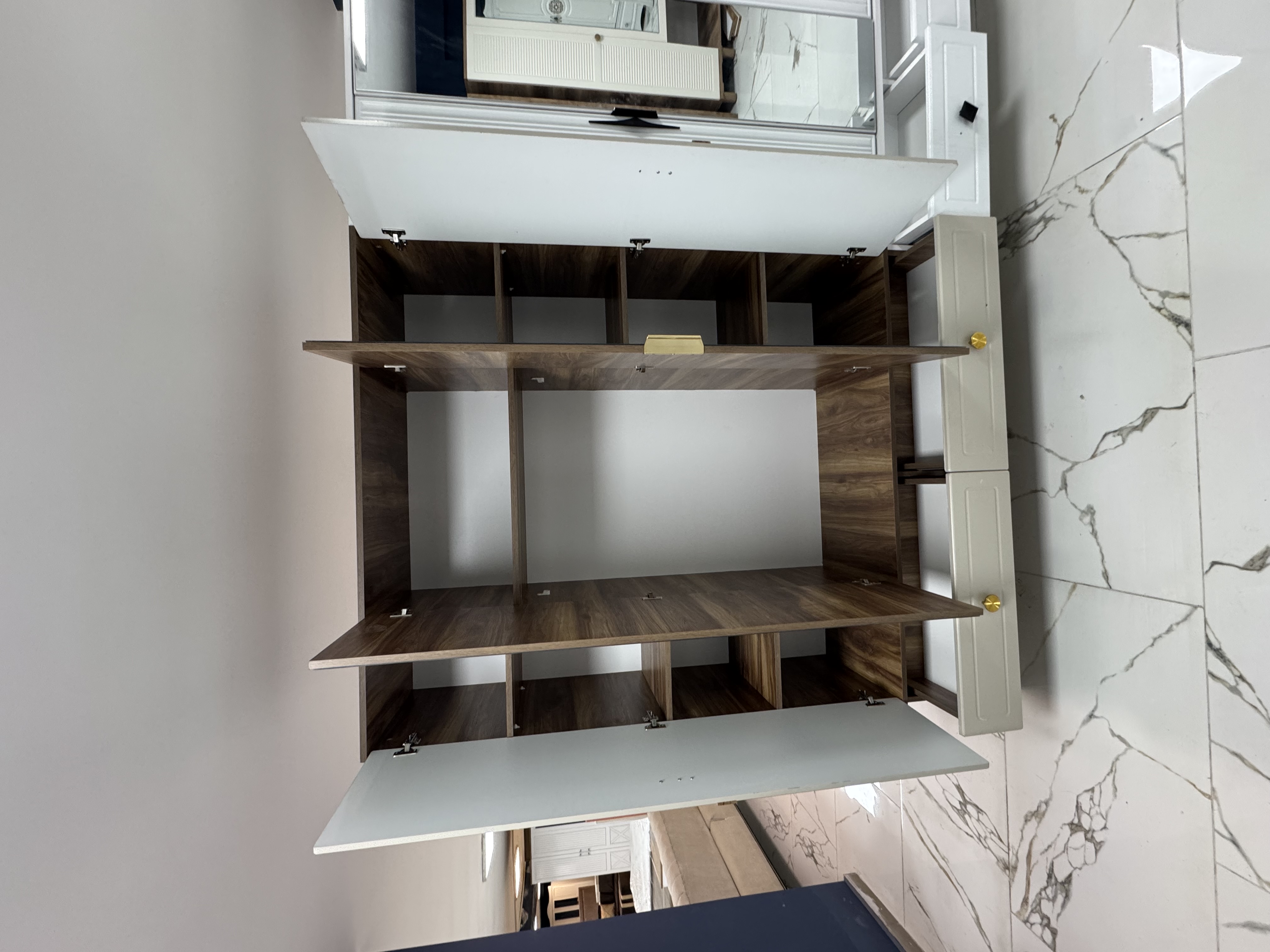 4 KAPAKLI MDF GARDROPLAR - KAMPANYALI TEŞHİR ÜRÜNLERİ